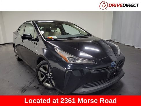 Used 2019 Toyota Prius XLE image 1