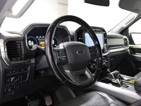 Used 2021 Ford F150 Lariat image 21