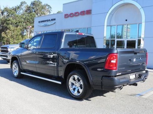New 2026 RAM 1500 Big Horn AWD/4WD image 4