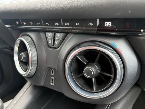 Used 2023 Chevrolet Blazer LT w/ Midnight/Sport Edition image 33