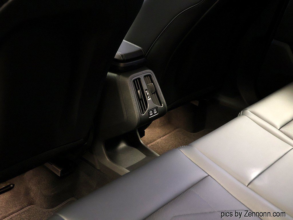 Certified 2026 BMW X1 xDrive28i AWD/4WD image 14