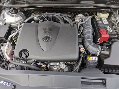 Used 2019 Toyota Avalon XSE image 34