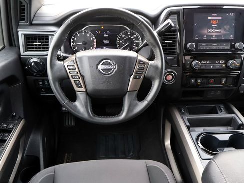 Used 2024 Nissan Titan SV w/ SV Bronze Edition Package RWD image 4