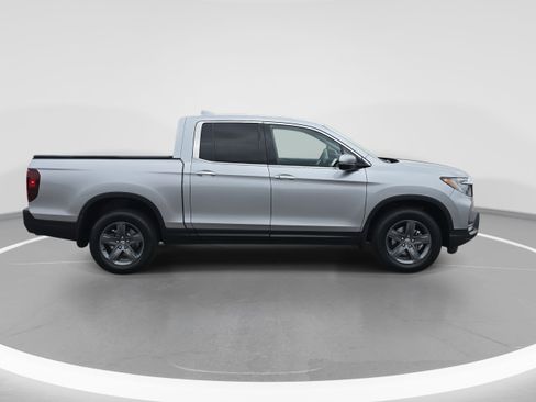 Used 2023 Honda Ridgeline RTL-E image 4