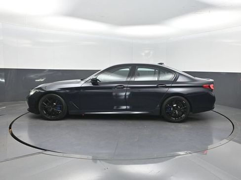 Used 2021 BMW M550i xDrive w/ Dynamic Handling Package AWD/4WD image 3
