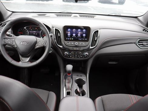 Used 2024 Chevrolet Equinox RS image 19