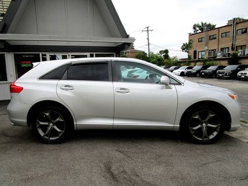 Used 2012 Toyota Venza Limited w/ Tow Pkg AWD/4WD image 11