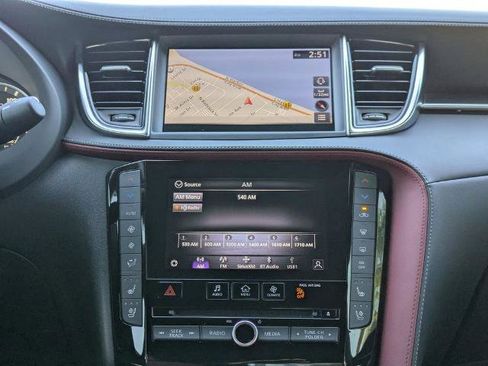 Certified 2025 INFINITI QX50 Sport AWD/4WD image 19