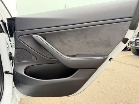 Used 2020 Tesla Model 3 Long Range image 20