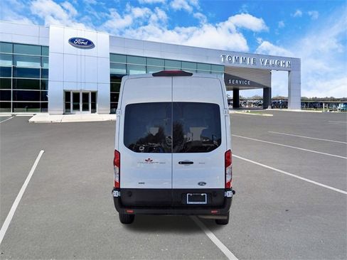 Used 2024 Ford Transit 350 XLT image 3