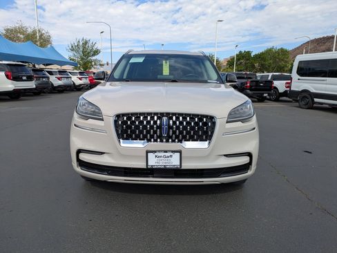 Used 2023 Lincoln Aviator Grand Touring image 9