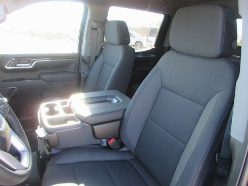 New 2026 GMC Sierra 1500 SLE AWD/4WD image 15
