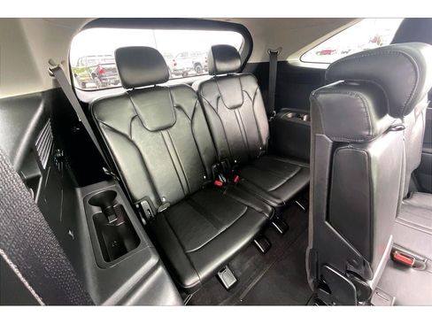 Used 2024 Kia Sorento S w/ Panoramic Sunroof Package FWD image 29