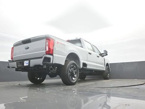 New 2026 Ford F250 4x4 Crew Cab Super Duty image 37