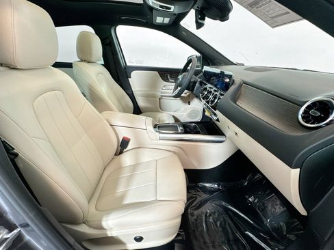 New 2026 Mercedes-Benz GLA 250 GLA 250 4MATIC SUV image 26