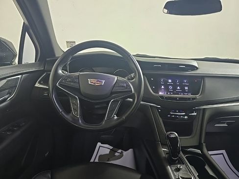 Used 2020 Cadillac XT5 Premium Luxury image 7
