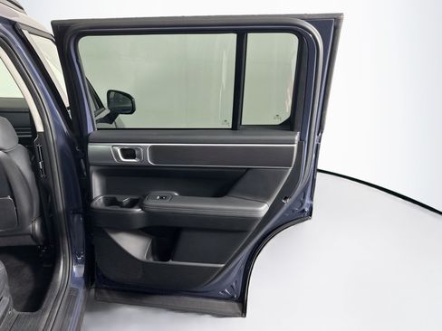Used 2025 Hyundai Santa Fe SEL FWD image 31