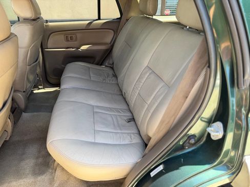 Used 2001 Toyota 4Runner Limited AWD/4WD image 14