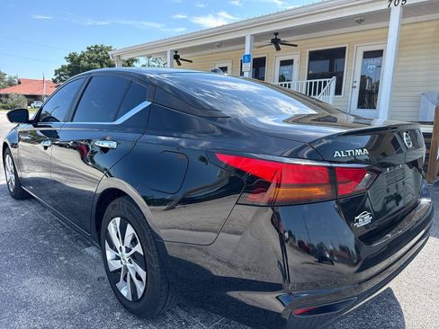 Used 2020 Nissan Altima 2.5 S FWD image 5