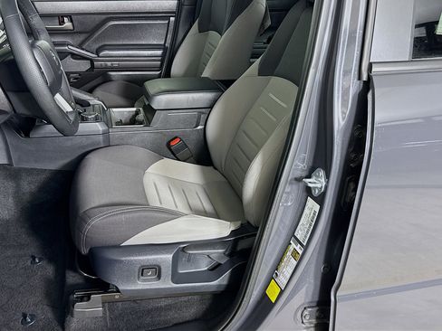 Used 2025 Toyota Tacoma TRD Sport RWD image 24