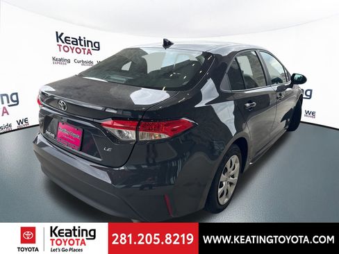 Used 2024 Toyota Corolla LE image 7