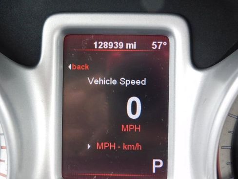 Used 2011 Dodge Journey Mainstreet w/ Flexible Seating Group image 18