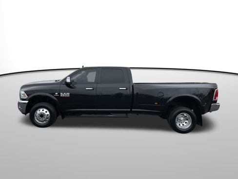 Used 2017 RAM 3500 Laramie image 7