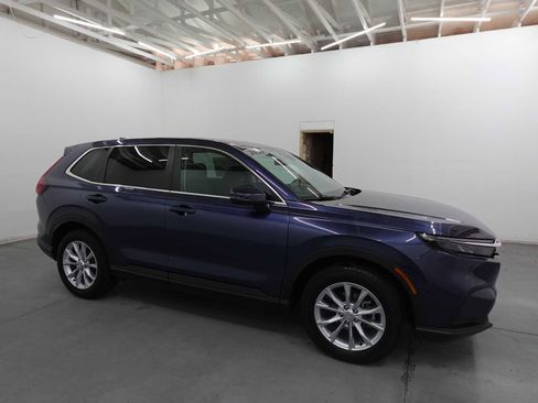 Used 2024 Honda CR-V EX image 4