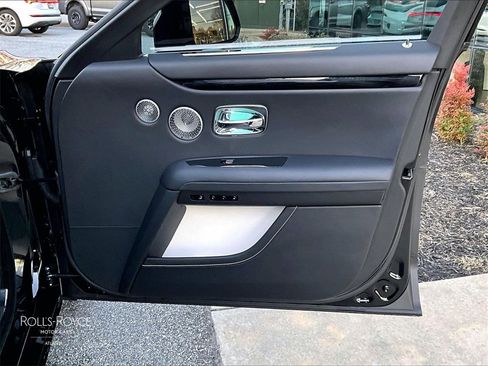 Certified 2022 Rolls-Royce Ghost w/ Ghost Package image 21