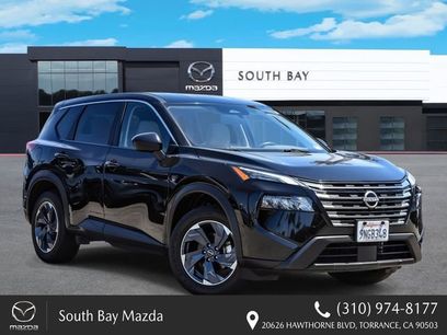 Used 2025 Nissan Rogue SV