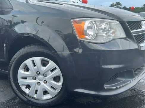 Used 2014 Dodge Grand Caravan American Value Package image 29