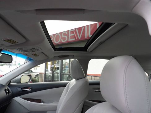 Used 2012 Lexus ES 350 FWD image 9