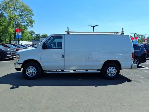 Used 2014 Ford E-250 and Econoline 250 w/ Power Group RWD image 14