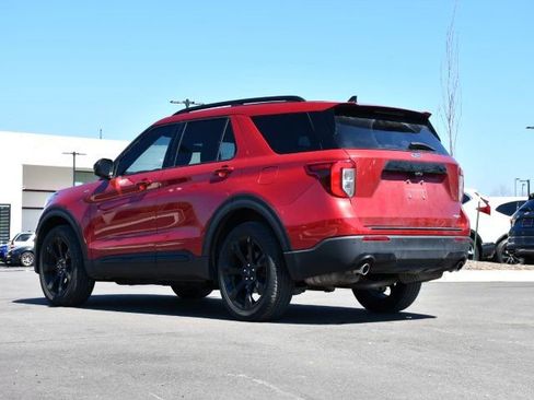 Used 2023 Ford Explorer ST-Line AWD/4WD image 5