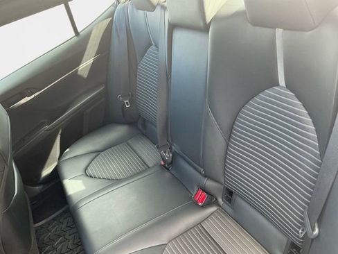 Used 2023 Toyota Camry SE image 14