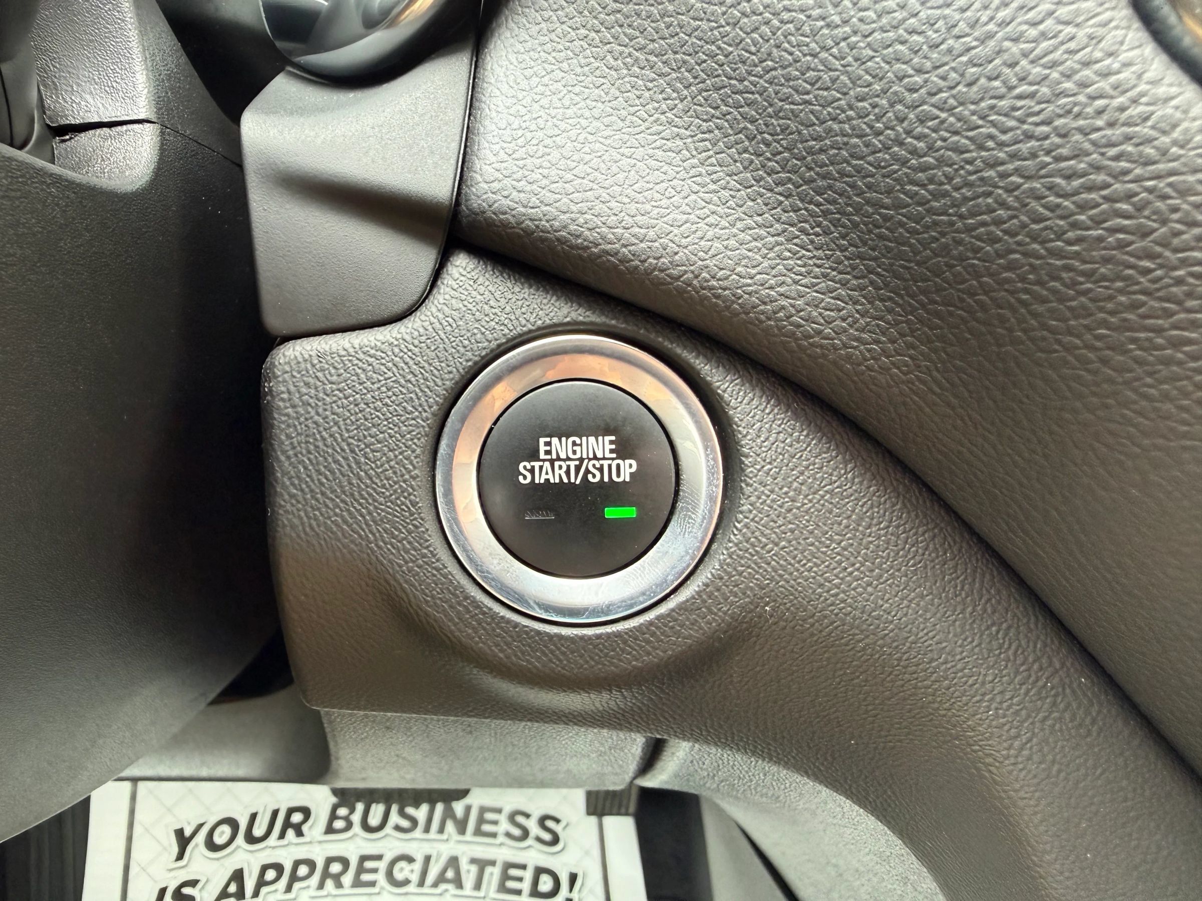 Used 2021 Chevrolet Equinox LT AWD/4WD image 24