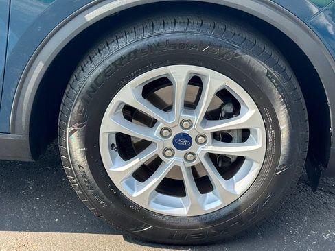 Certified 2020 Ford Escape S FWD image 33