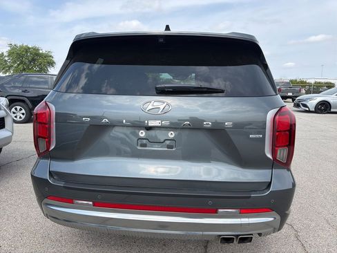 Used 2024 Hyundai Palisade Calligraphy image 7