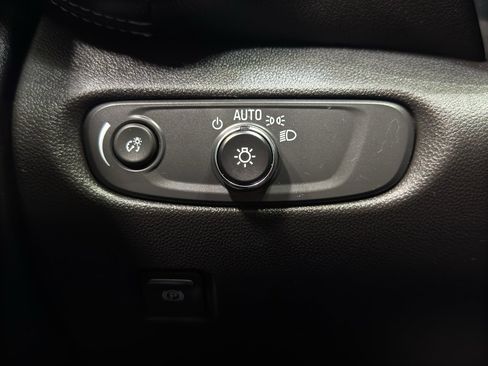 Used 2025 Chevrolet Blazer LT w/ Redline Edition image 32