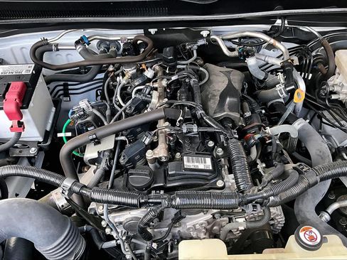 Certified 2024 Toyota Tacoma SR5 RWD image 33