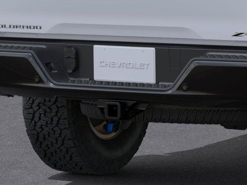 New 2026 Chevrolet Colorado ZR2 w/ Technology Package AWD/4WD image 38