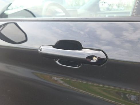 Used 2023 Ford Explorer XLT w/ Equipment Group 202A image 22