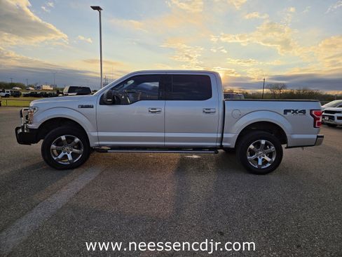 Used 2019 Ford F150 XLT w/ Equipment Group 302A Luxury image 4