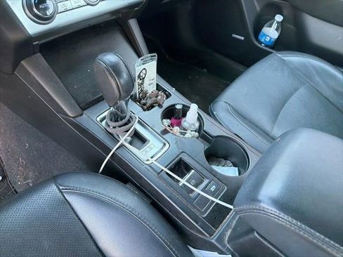 Used 2016 Subaru Legacy 2.5i Limited image 7