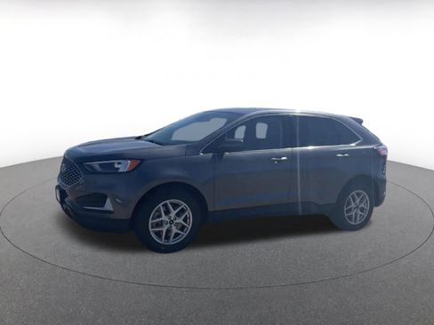 Used 2024 Ford Edge SEL image 8