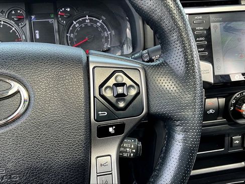 Used 2023 Toyota 4Runner SR5 Premium w/ Moonroof Package AWD/4WD image 11