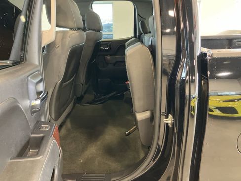 Used 2015 GMC Sierra 1500 SLE w/ SLE Value Package image 22