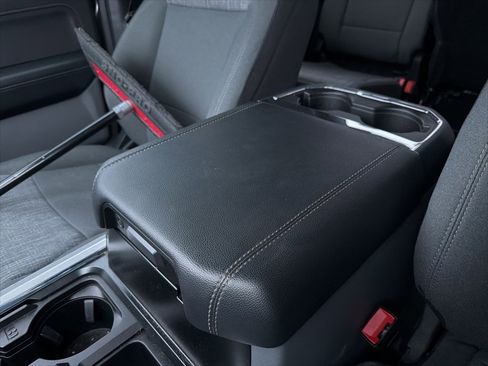 Used 2023 Ford F250 XLT w/ Black Appearance Package image 28