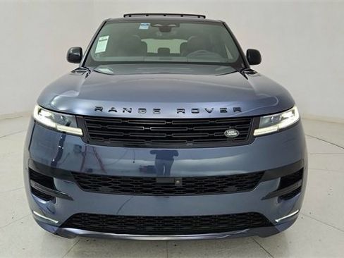 Used 2025 Land Rover Range Rover Sport Dynamic SE image 13
