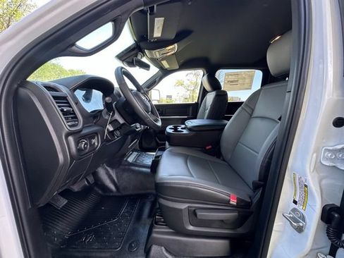 New 2026 RAM 5500 Tradesman w/ Chrome Appearance Group AWD/4WD image 21